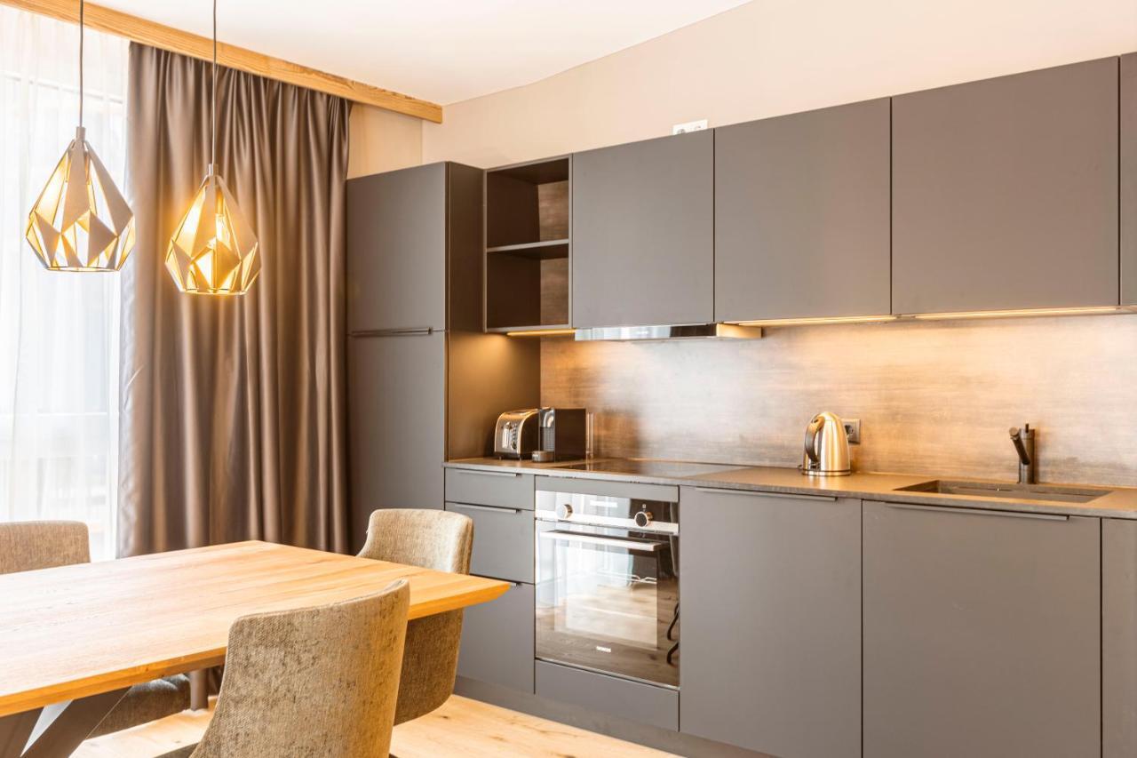 Zillertal Suites Fuegen By Alps Resorts Zewnętrze zdjęcie
