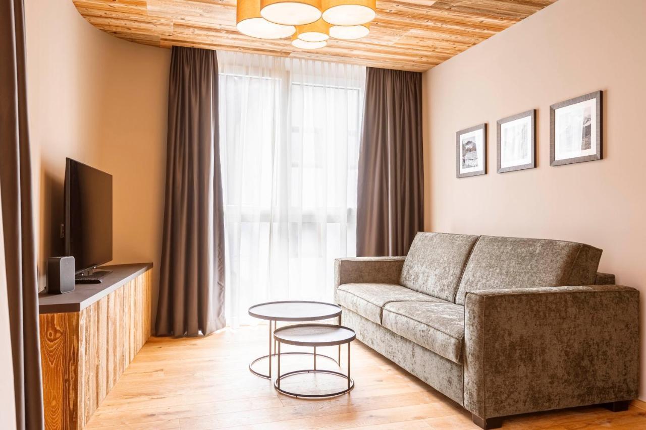 Zillertal Suites Fuegen By Alps Resorts Zewnętrze zdjęcie