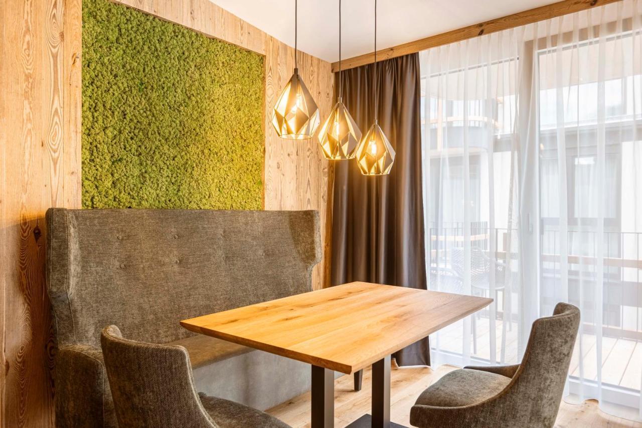 Zillertal Suites Fuegen By Alps Resorts Zewnętrze zdjęcie