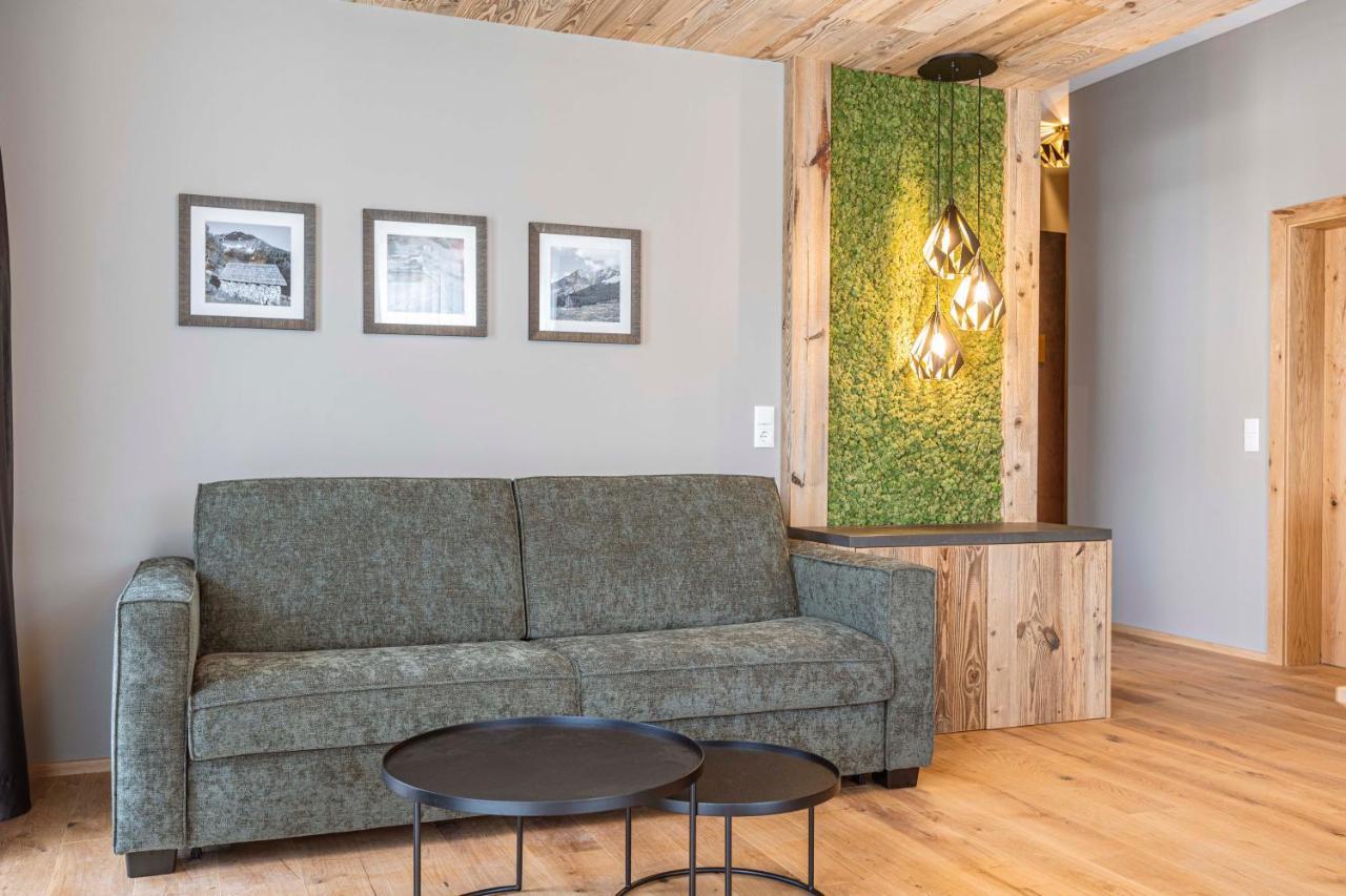 Zillertal Suites Fuegen By Alps Resorts Zewnętrze zdjęcie