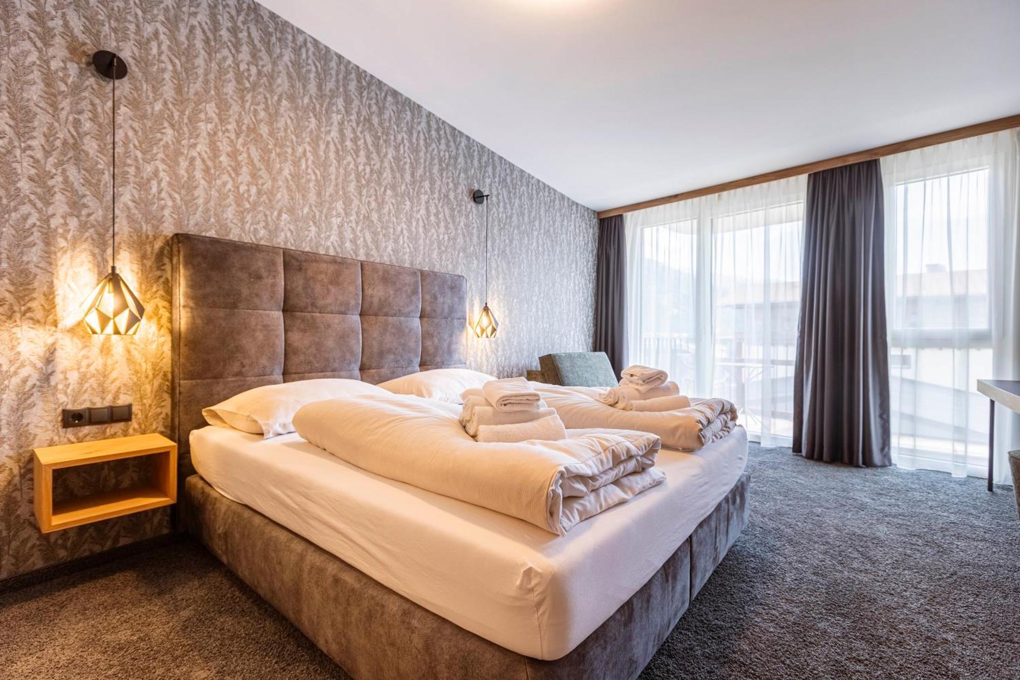 Zillertal Suites Fuegen By Alps Resorts Zewnętrze zdjęcie